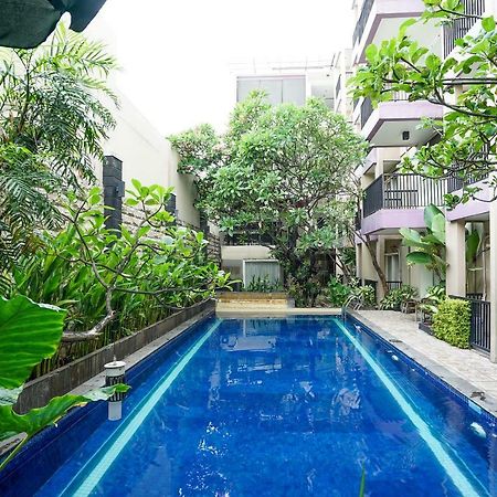 Oyo 197 Prime Royal Hotel Kapasari Exterior foto